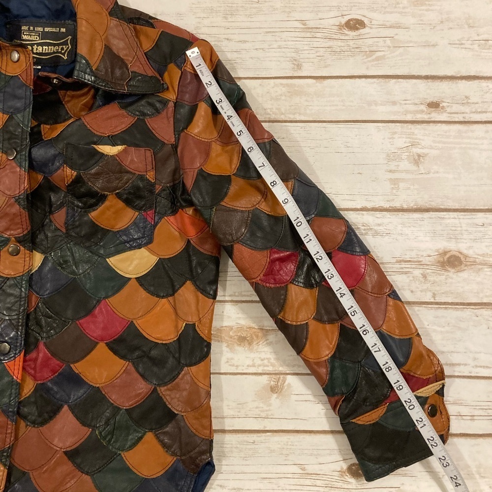 Vintage 1970’s Patchwork Fish Scale Leather Shirt Jacket Medium - Picture 4 of 15